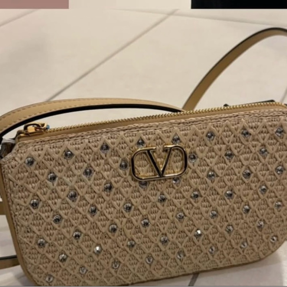 Valentino Beige Crossbody Bag Vlogo embellished faux raffia - Picture 11 of 16